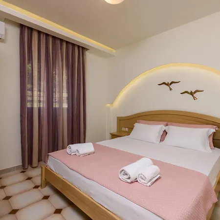 Roula * コイニラ