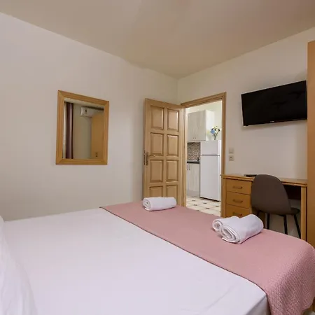 アパート Roula コイニラ