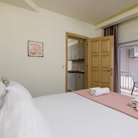 アパート Roula コイニラ