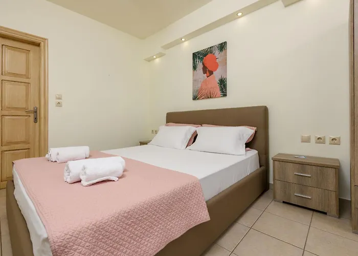 Roula Apartman Kínira