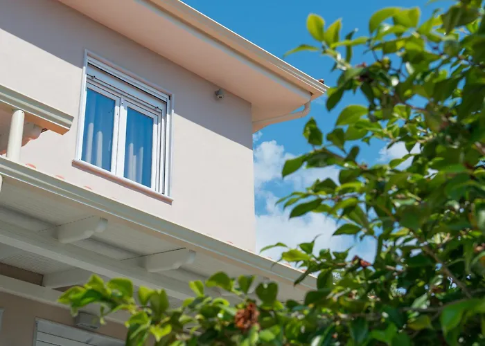 Roula Apartman *