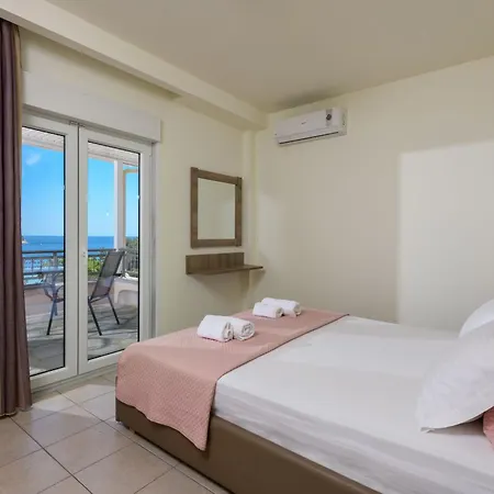 Roula Διαμέρισμα Κοίνυρα