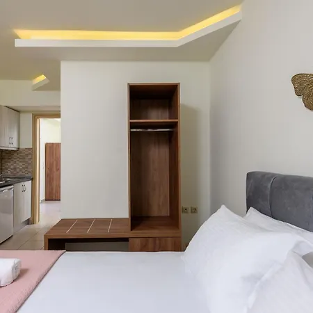 Roula Apartment