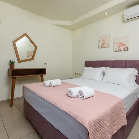 Roula Διαμέρισμα Κοίνυρα